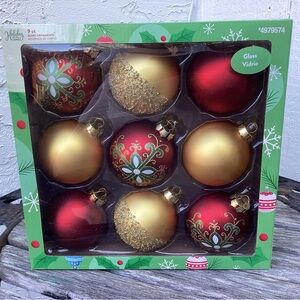 9 CT XMAS GLASS ORNAMENTS